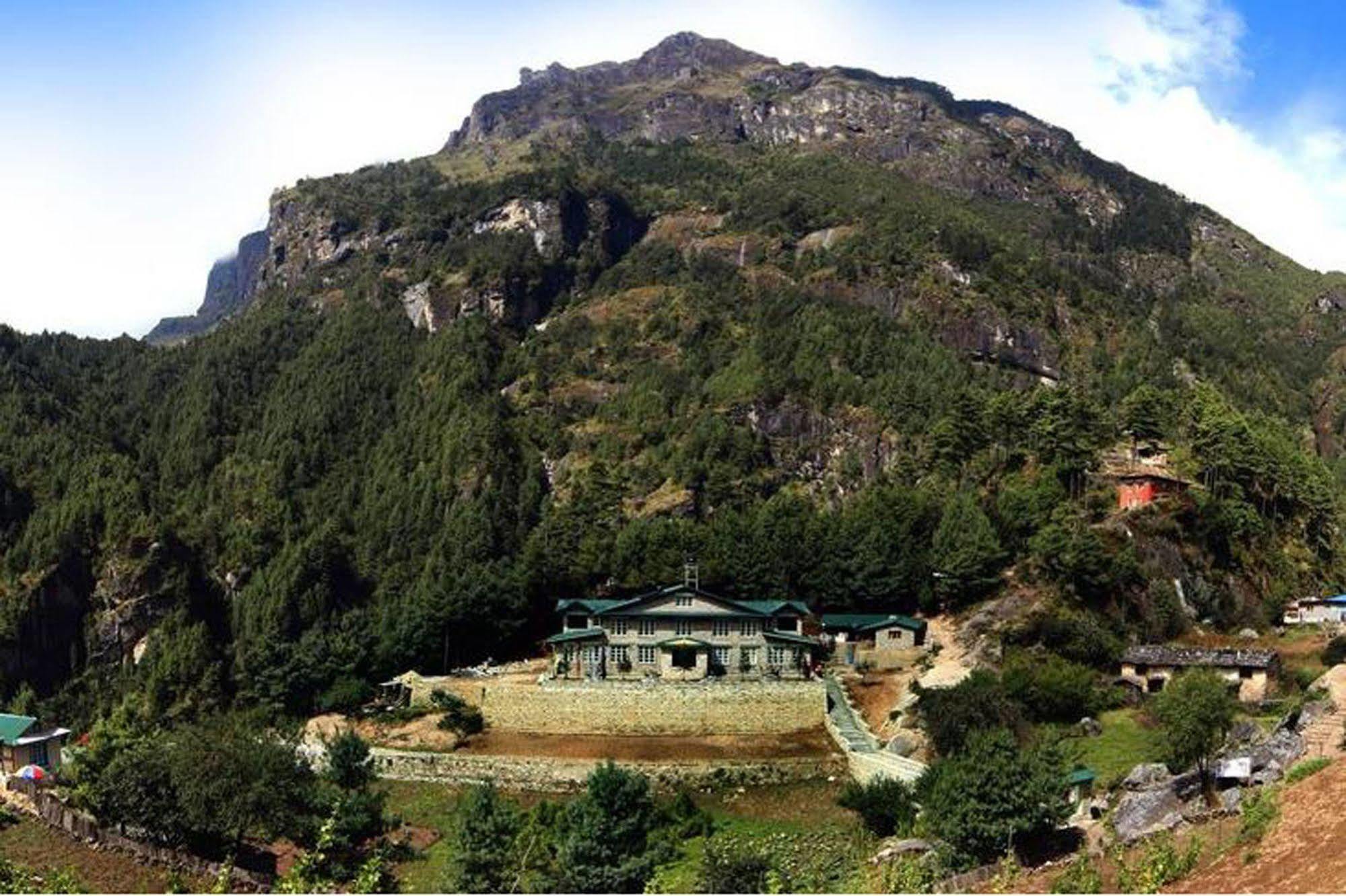 Mountain Lodges Of Nepal - Monjo Exterior photo
